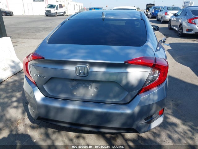 Honda CIVIC EX 2018 2HGFC2F79JH518141 Image 17