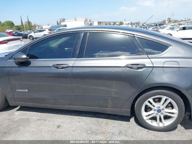 3FA6P0LU4JR261594 Ford Fusion Hybrid Se