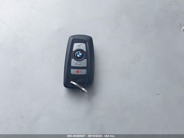 WBA5A5C55GG352030 BMW 528I