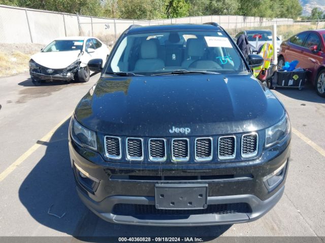 3C4NJCBB9KT655301 Jeep Compass Sun And Wheel Fwd