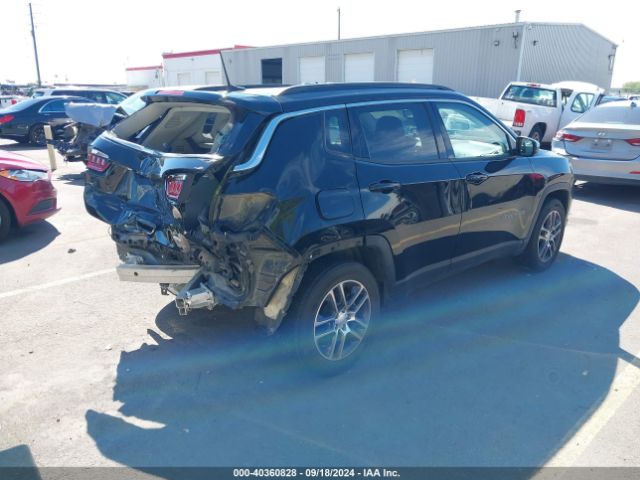 3C4NJCBB9KT655301 Jeep Compass Sun And Wheel Fwd