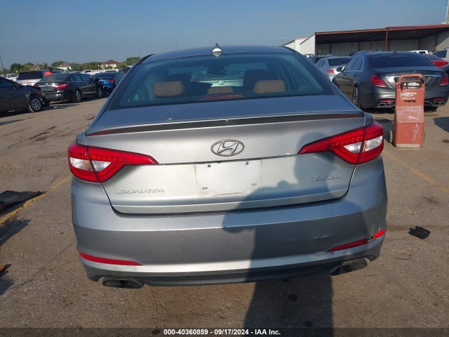 Hyundai Sonata Limited 2015 5NPE34AF9FH202435 Image 17
