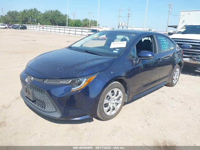 Toyota COROLLA LE 2021 5YFEPMAE6MP254102 Image 2
