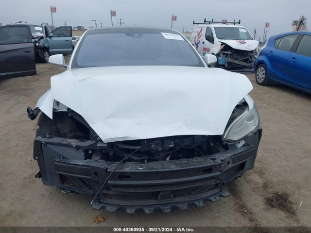 Tesla Model S 60d/70d/75d/85d/90d 2016 5YJSA1E21GF130192 Image 12