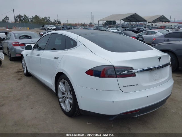2016 TESLA MODEL S 5YJSA1E21GF130192 Photo 2