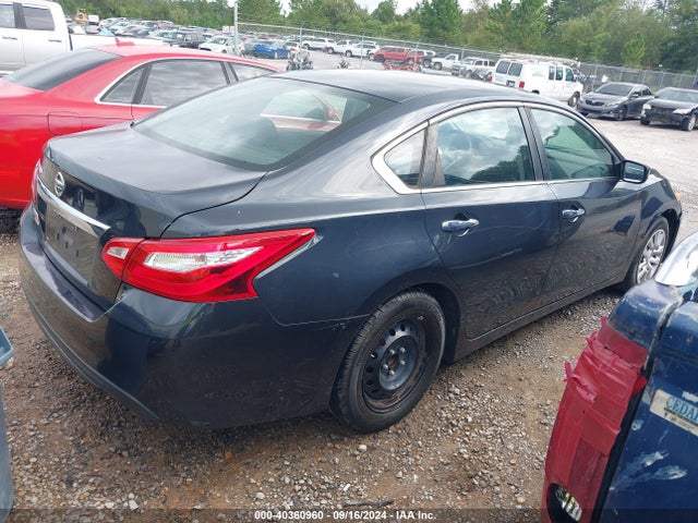 Nissan Altima 2.5 S 2017 1N4AL3AP7HN357687 Image 4