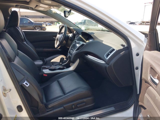 19UUB1F33GA015892 Acura TLX