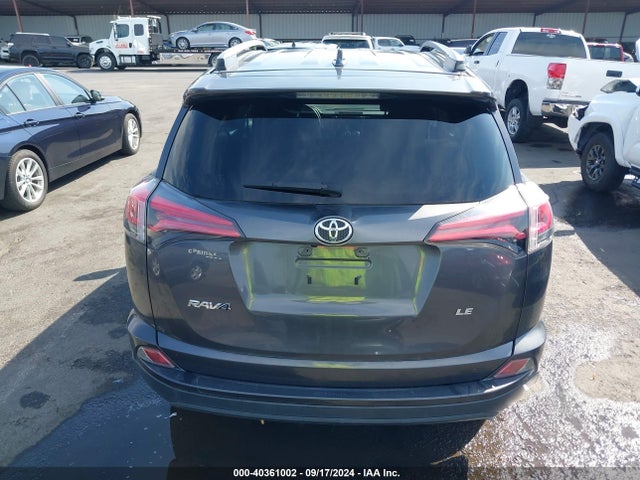 Toyota RAV4 LE 2018 JTMZFREV1JJ165680 Image 16