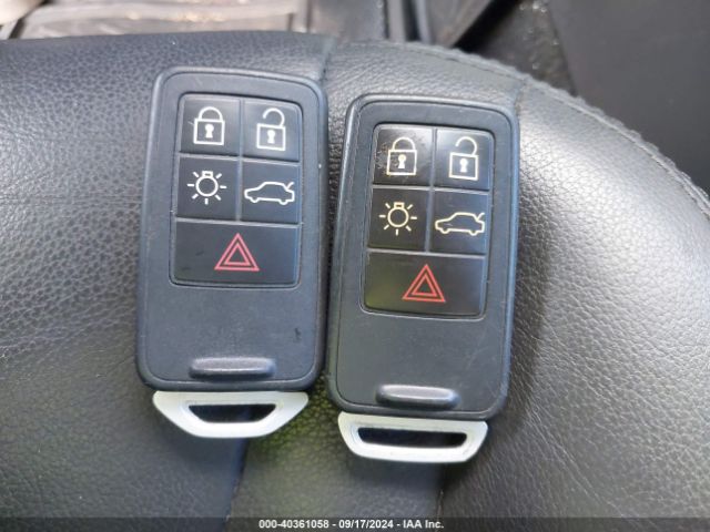 YV126MFK1F1344800 Volvo S60 T5 Premier