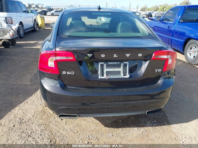YV126MFK1F1344800 Volvo S60 T5 Premier