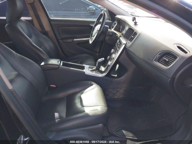 YV126MFK1F1344800 Volvo S60 T5 Premier