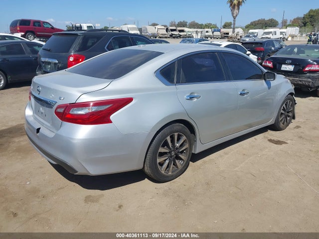 Nissan Altima 2.5 Sv 2018 1N4AL3AP1JC194116 Image 4
