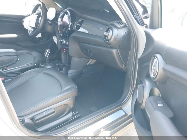 2022 MINI HARDTOP WMW33DK04N2S17519 Photo 4