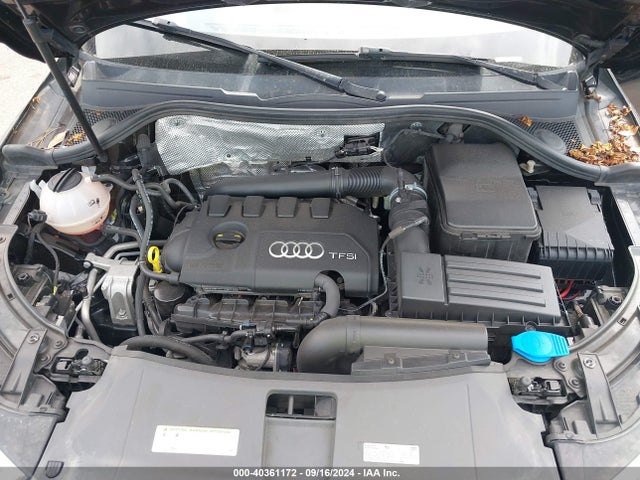 WA1FCCFS7HR017553 Audi Q3 2.0t Premium