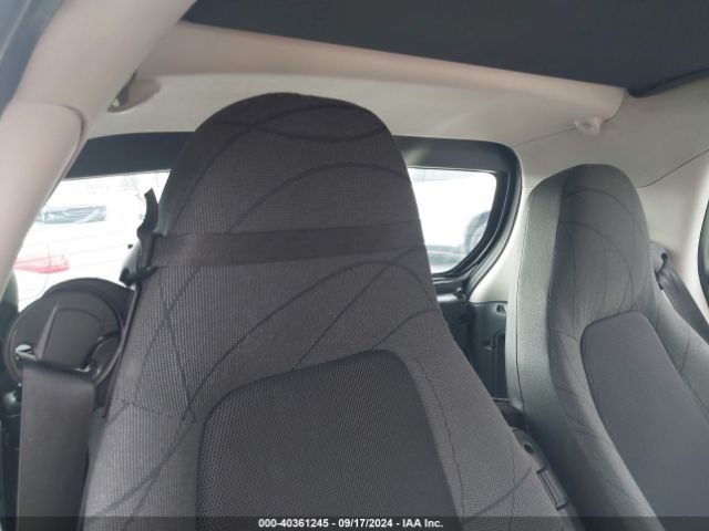 WMEEJ3BA2FK804163 Smart Fortwo Passion/pure