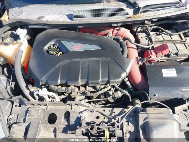 Ford FIESTA ST 2019 3FADP4GX4KM118484 Image 10