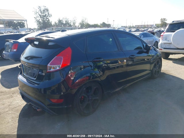 Ford FIESTA ST 2019 3FADP4GX4KM118484 Image 4
