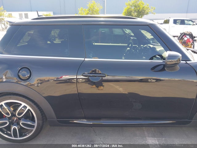 Mini Hardtop John Cooper Works 2020 WMWXR9C04L2M66492 Image 13