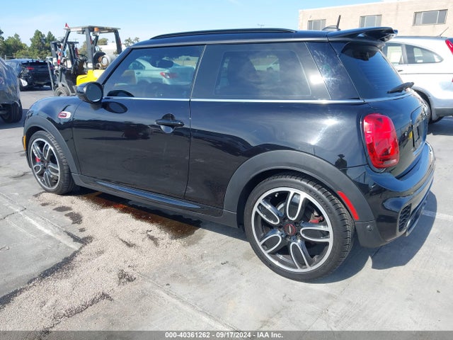 2020 MINI HARDTOP WMWXR9C04L2M66492 Photo 2