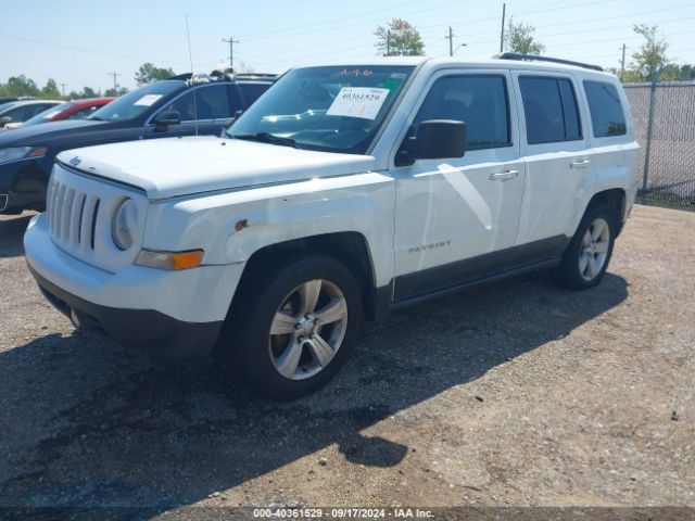 1C4NJPFB1GD537628 Jeep Patriot Latitude