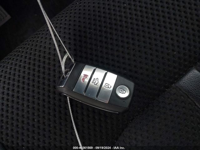 5XXGT4L31KG353352 KIA Optima S
