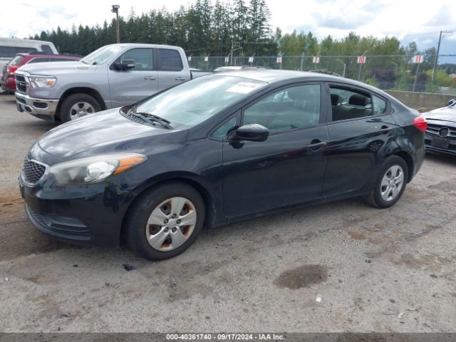 KNAFK4A69F5290567 KIA FORTE LX