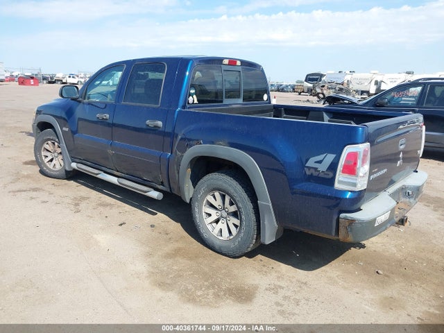 2006 MITSUBISHI RAIDER 1Z7HT38N76S543178 Photo 2
