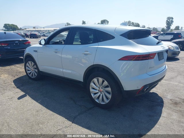2019 JAGUAR E-PACE SADFP2FX4K1Z37876 Photo 2