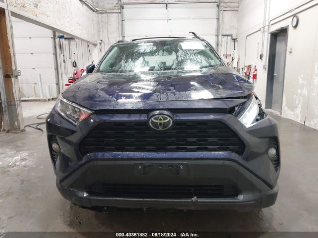 2T3A1RFV6KW073235 Toyota Rav4 Xle Premium