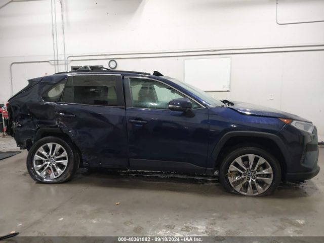 2T3A1RFV6KW073235 Toyota Rav4 Xle Premium