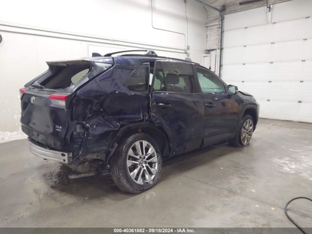 2T3A1RFV6KW073235 Toyota Rav4 Xle Premium