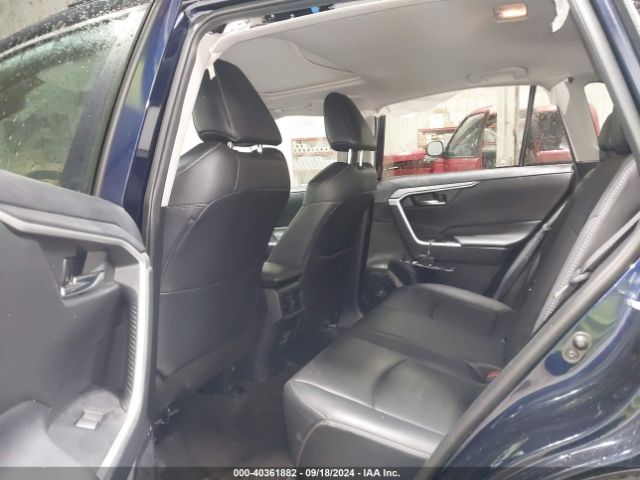 2T3A1RFV6KW073235 Toyota Rav4 Xle Premium