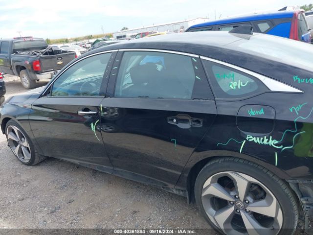 1HGCV2F94LA015956 Honda Accord Touring