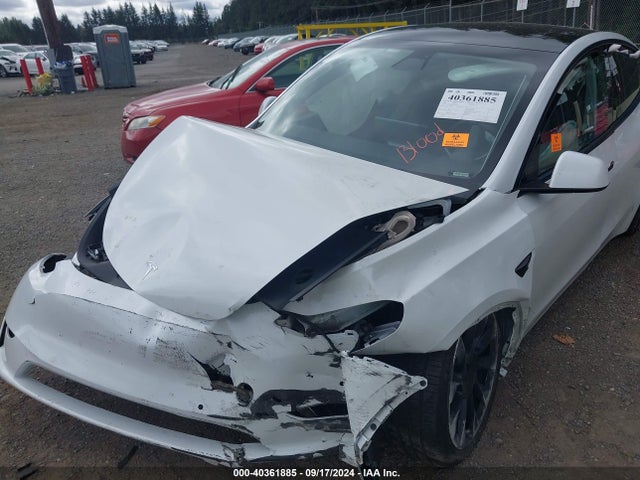 2020 TESLA MODEL Y 5YJYGDEE0LF011273 Photo 5