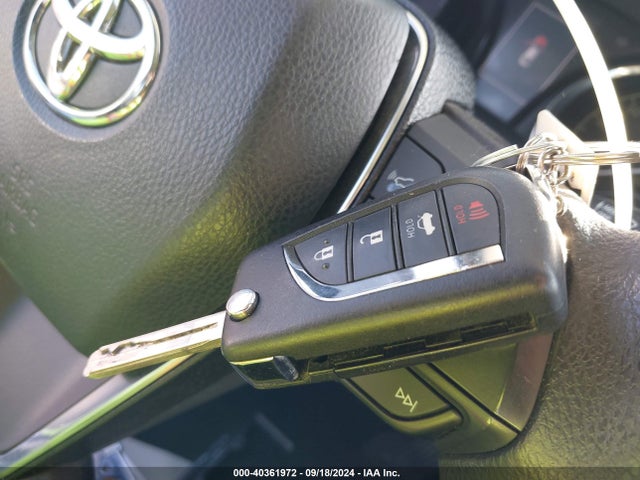 Toyota CAMRY LE 2020 4T1C11AK2LU363067 Image 11