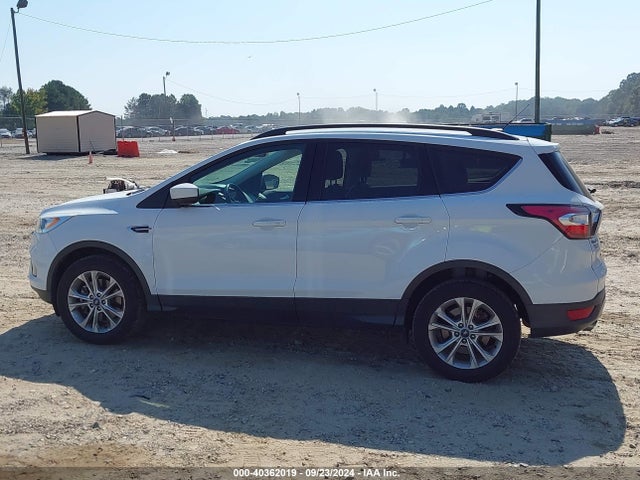 Ford ESCAPE SE 2017 1FMCU9G90HUD68060 Image 14
