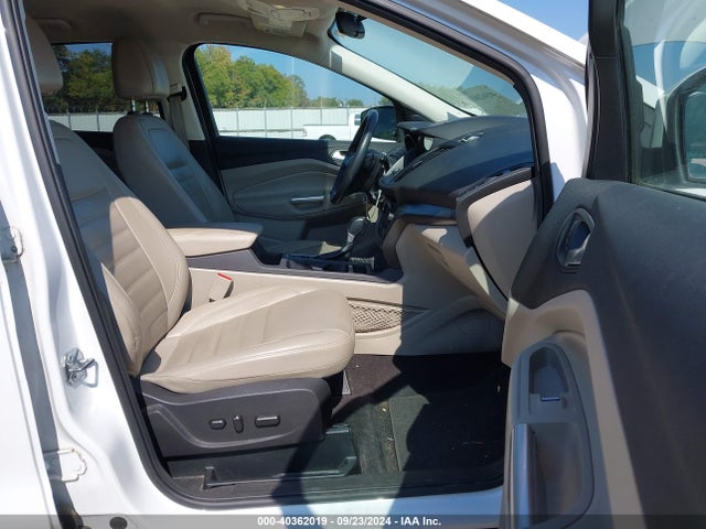 Ford ESCAPE SE 2017 1FMCU9G90HUD68060 Image 5
