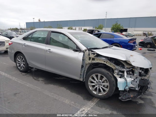 2015 4T4BF1FK6FR460689 main image
