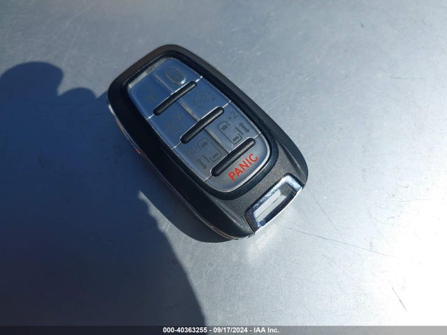 2C4RC1N75LR224448 Chrysler Pacifica Hybrid Limited