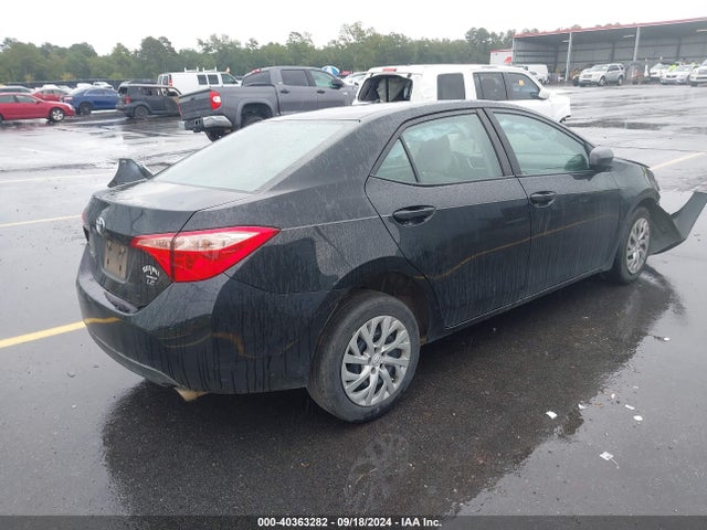 Toyota COROLLA LE 2018 2T1BURHE7JC123187 Image 4