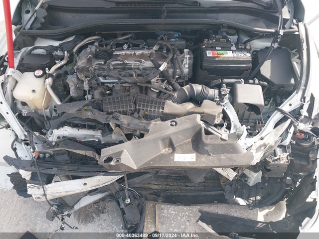 Toyota C-HR XLE 2018 JTNKHMBX4J1002134 Image 10
