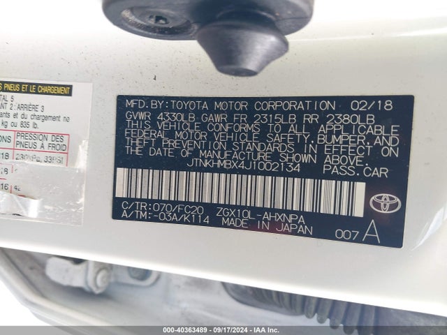 Toyota C-HR XLE 2018 JTNKHMBX4J1002134 Image 9