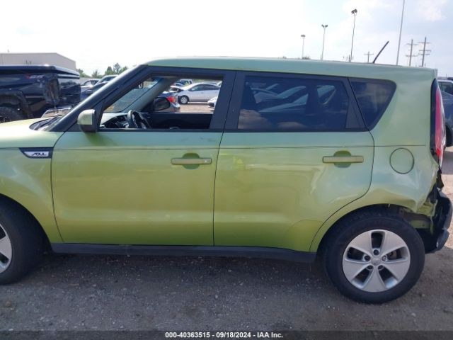 KNDJN2A22F7806746 KIA Soul