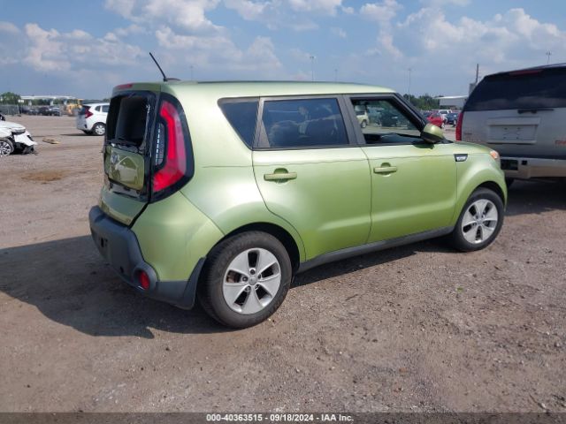 KNDJN2A22F7806746 KIA Soul