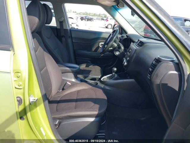 KNDJN2A22F7806746 KIA Soul