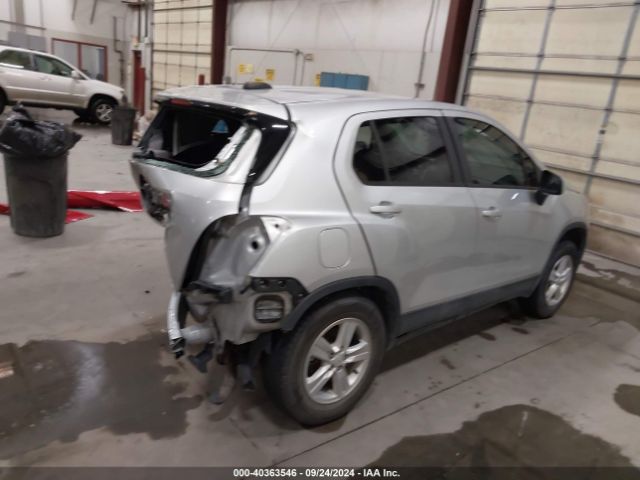 KL7CJNSB4JB565148 Chevrolet TRAX LS