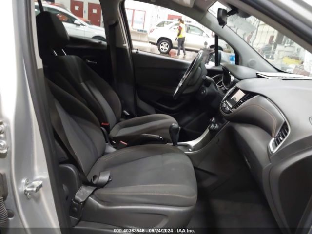 KL7CJNSB4JB565148 Chevrolet TRAX LS
