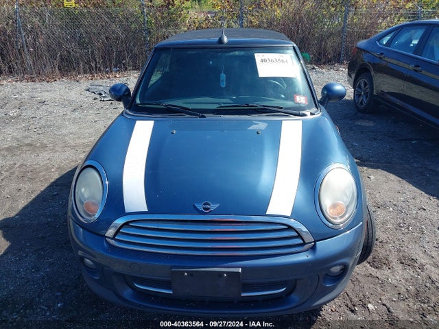 2011 MINI COOPER WMWZN3C5XBTZ89263 Photo 5