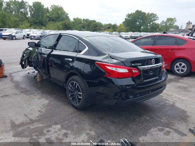 Nissan Altima 2.5 S 2017 1N4AL3AP6HN357034 Image 3