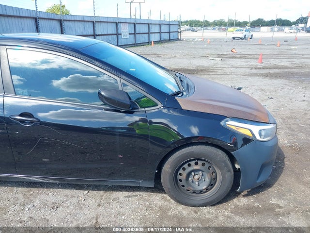 KIA FORTE LX 2017 3KPFK4A75HE070586 Image 17